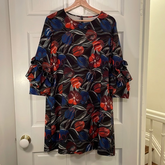 Imperial floral dress - Picture 1 of 3